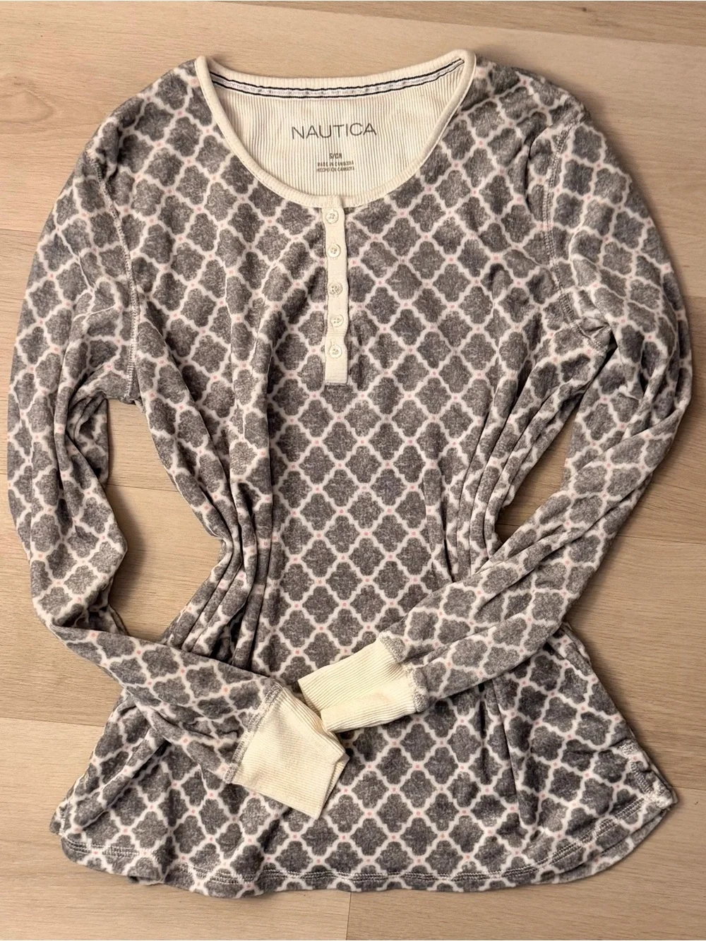 Nautica Gray and Cream Patterned Women's Long-Sleeve Pajama Set